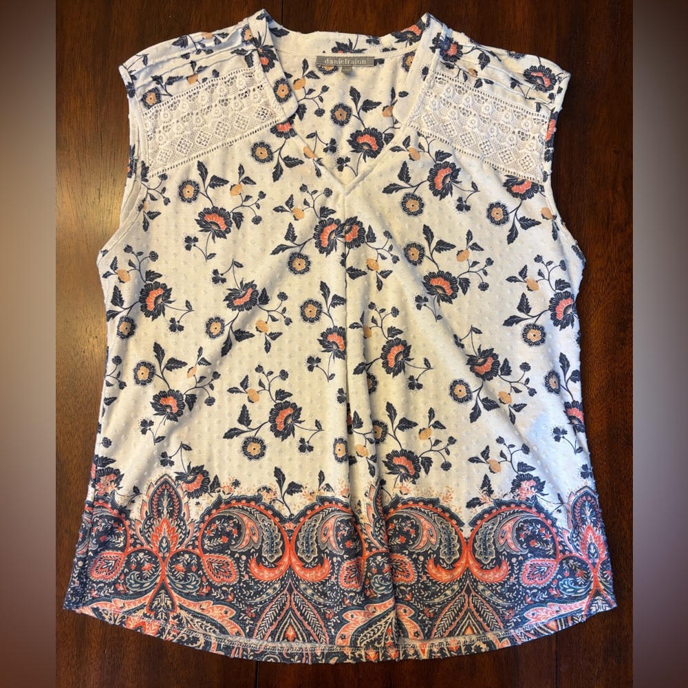 Daniel Rainn Cream and Floral Sleeveless Blouse size Large